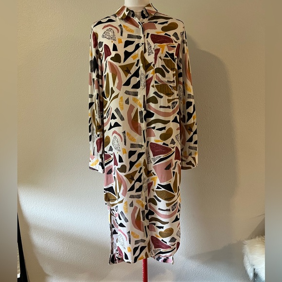 34N 118W Busby Shirt Dress in Multiprint - Picture 4 of 6